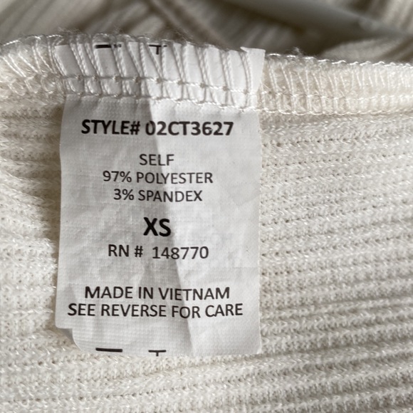 Sienna Sky crop Top - Picture 6 of 6